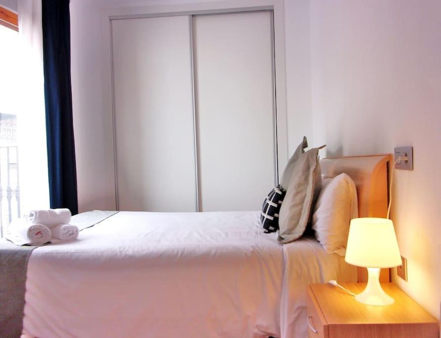 Beautiful Apartment In Calle Mayor Alicante Kültér fotó