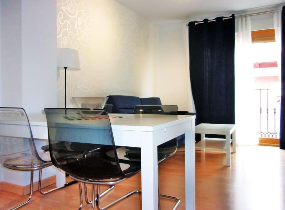 Beautiful Apartment In Calle Mayor Alicante Kültér fotó